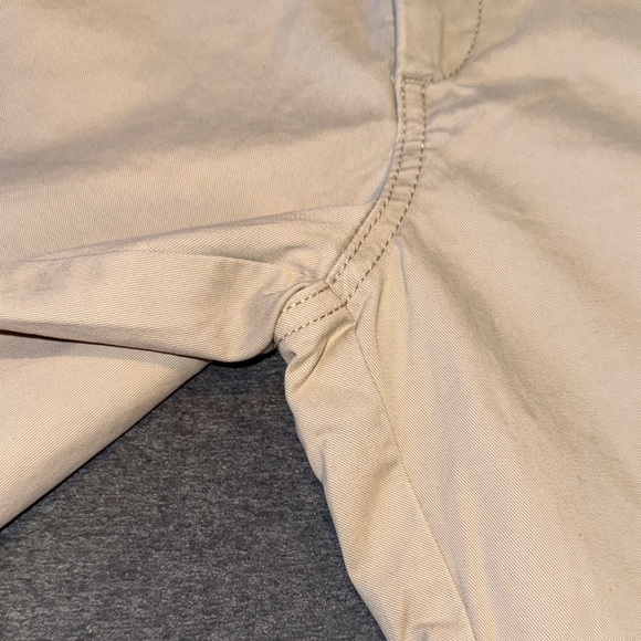 GAP- NWT Boys Khaki Shorts size 12 - Picture 7 of 14